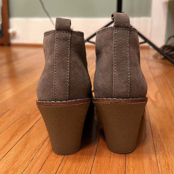 White mountain tie up heeled, taupe, 8.5, wedges - Picture 4 of 6